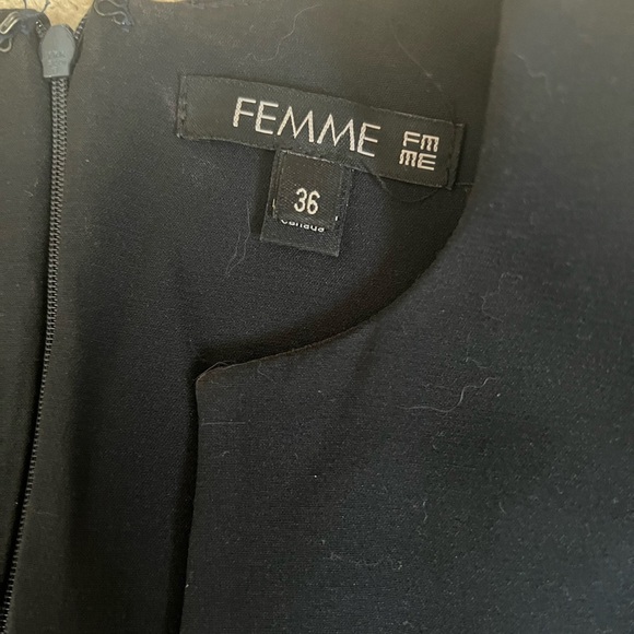 Black FEMME Sheath Dress Crew Neck - Picture 2 of 3